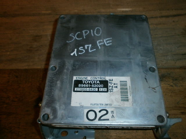 Блок управления двс 89661-52020 Toyota Vitz SCP10 1SZFE