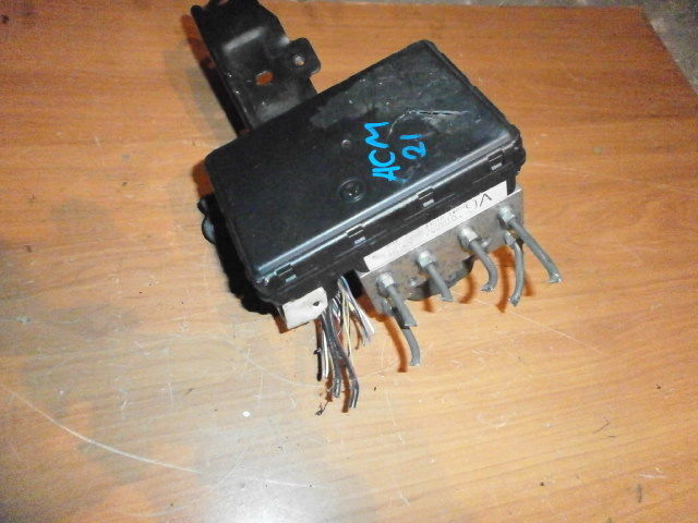 Блок abs  Toyota Ipsum ACM21 2az fe