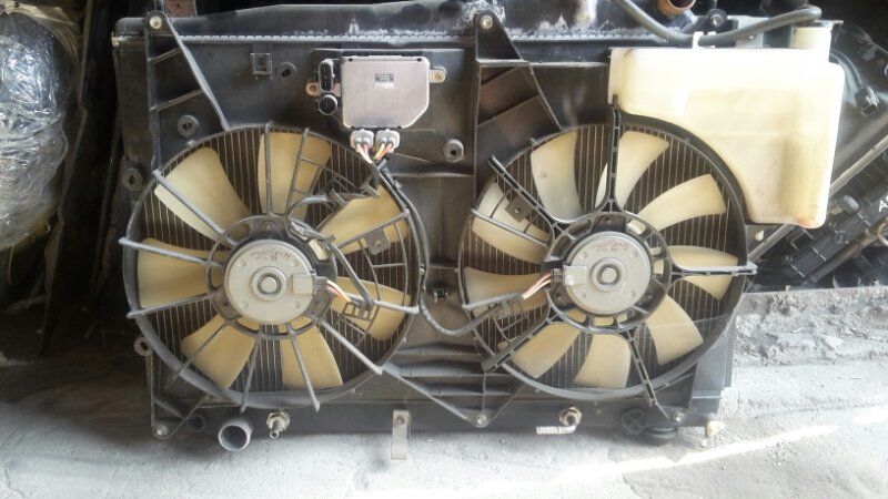 Вентилятор радиатора двс 16711-20111 Toyota Estima MCR40 1MZ-FE