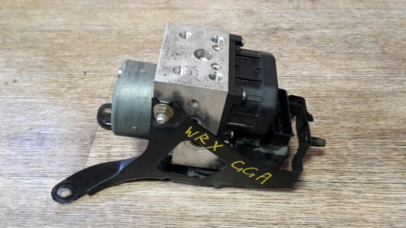 Блок abs  Subaru Impreza GGA EJ205