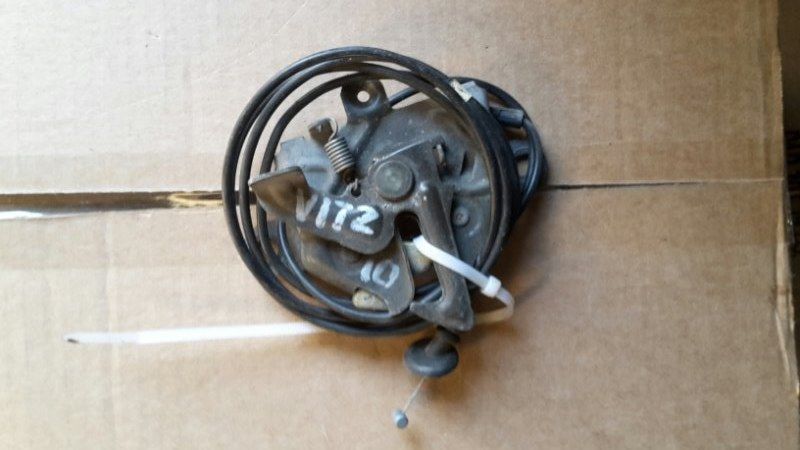 Замок капота  Toyota Vitz SCP10 1SZFE