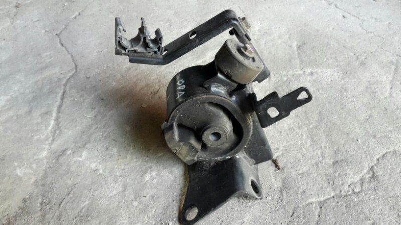 Подушка двигателя  Toyota Opa ZCT10 1ZZ-FE