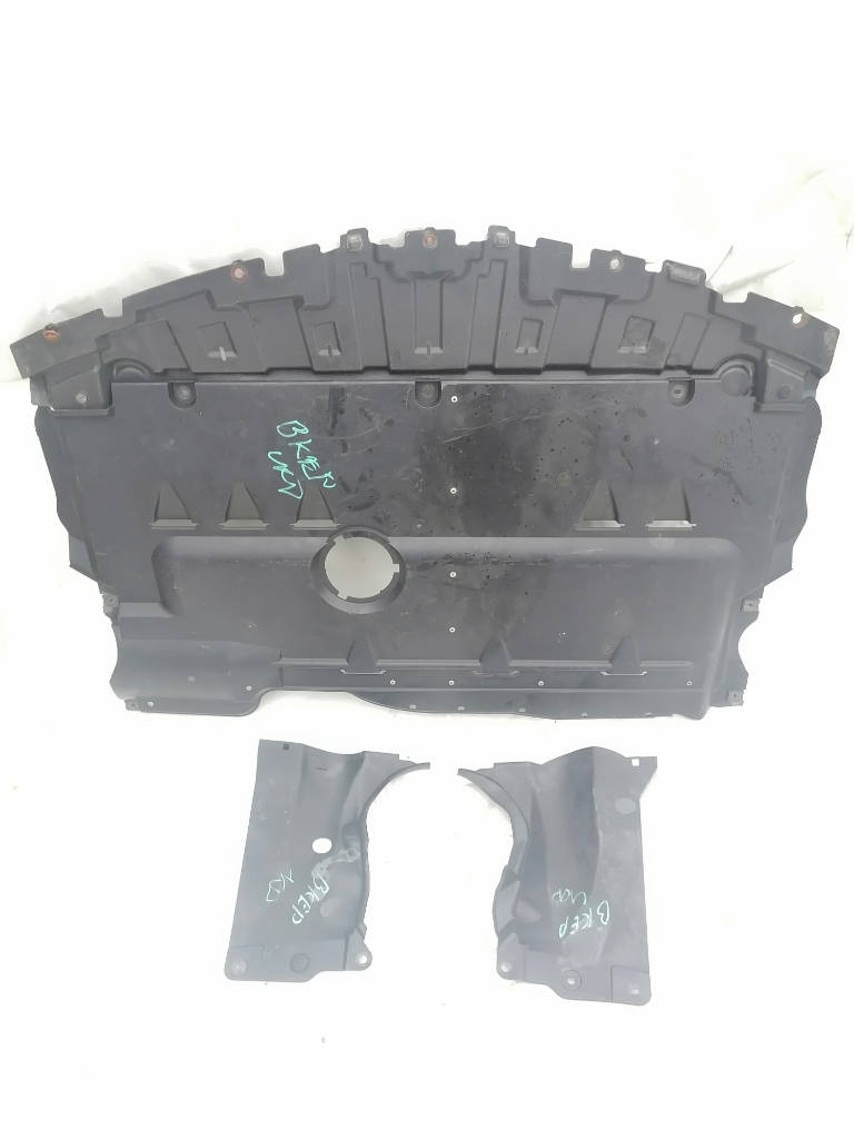Защита двигателя пластиковая Mazda Axela 2004 BKEP LFVE