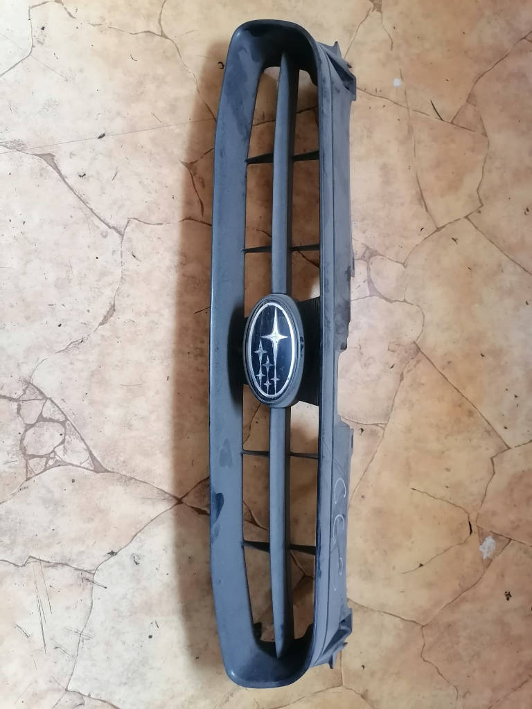 Решетка радиатора Subaru Impreza GG3
