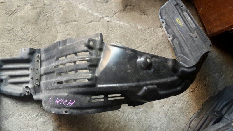 Подкрылок  Toyota Wish zne10 1ZZ