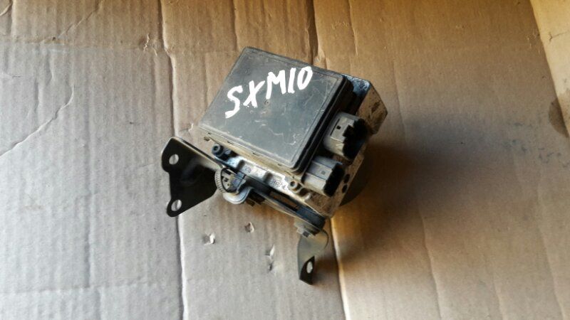 Блок abs 44510-20320 Toyota Ipsum SXM10 3S-FE