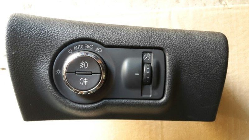 Блок управления светом Opel Astra j P10