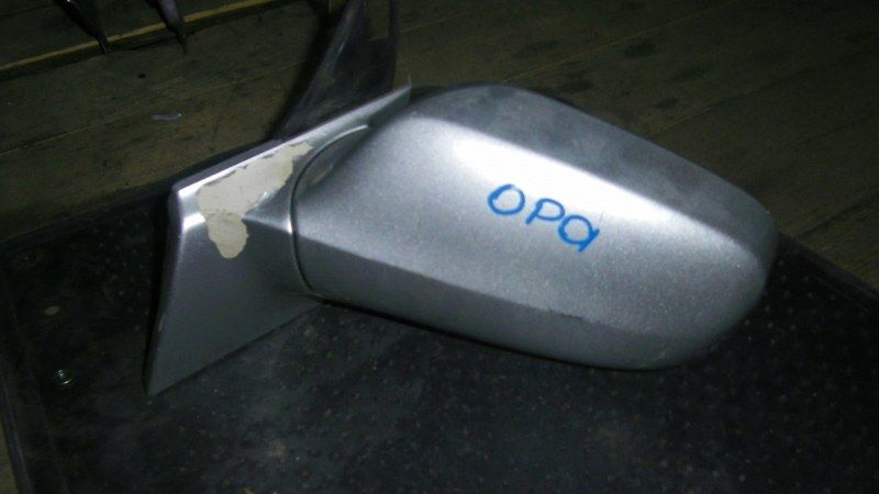 Зеркало  Toyota Opa ZCT10 1ZZ