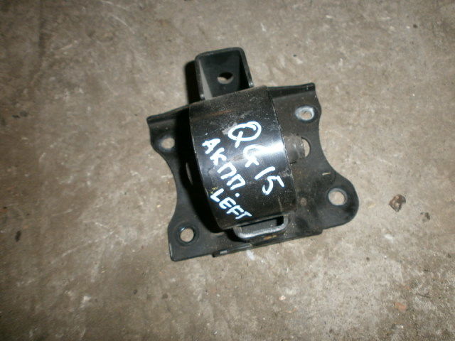 Подушка двигателя  Nissan Sunny FB15 QG15