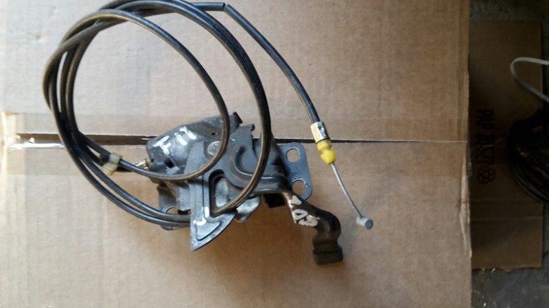 Замок капота  Honda Fit GD2 L13A