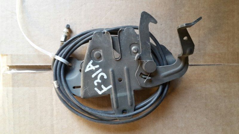 Замок капота  Mitsubishi Diamante F31A 6G73