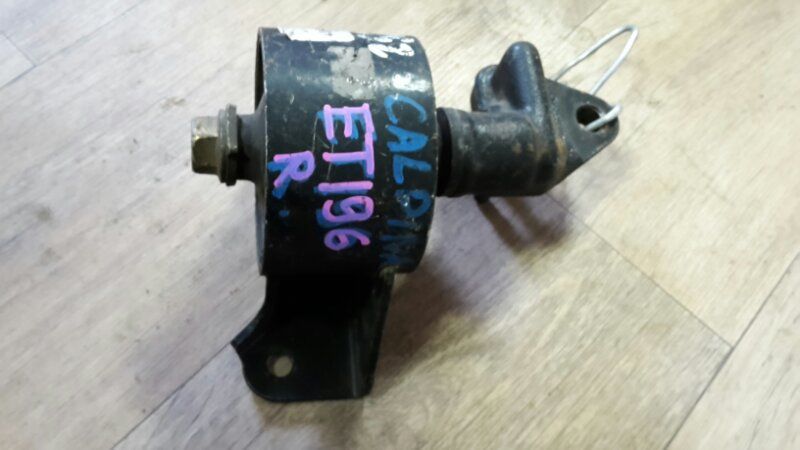 Подушка двигателя  Toyota Caldina ET196 