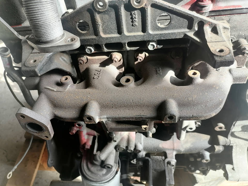 Коллектор выпускной Mitsubishi Pajero  V78W 4M41