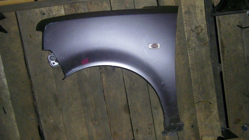 Крыло  Toyota Bb NCP35 1NZ