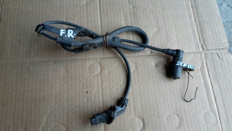 Датчик abs  Toyota Vitz SCP10 1SZFE