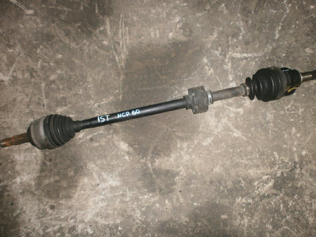 Привод  Toyota Ist NCP60 2NZ