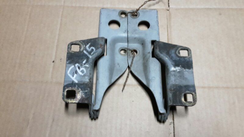 Петля капота  Nissan Sunny FB15 QG15