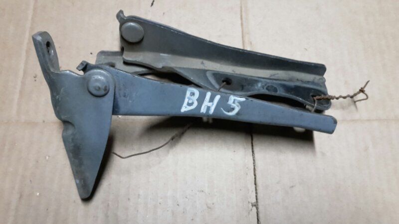 Петля капота  Subaru Legacy BH5 EJ202