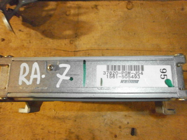 Блок управления двс  Honda Odyssey RA7 F23A