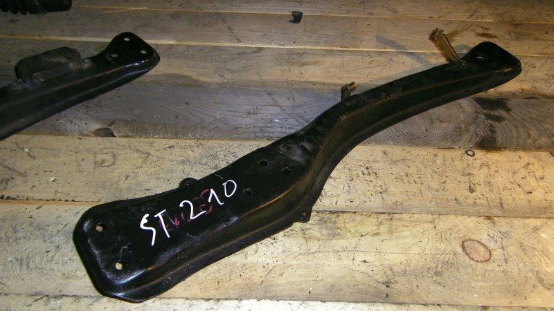Балка под двс  Toyota Corona premio ST210 3S FSE