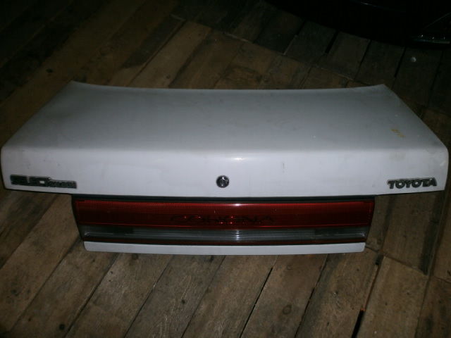 Крышка багажника  Toyota Corona AT170 5A