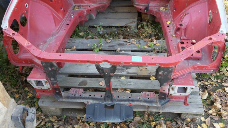 Рамка радиатора  Subaru Impreza GDA EJ205