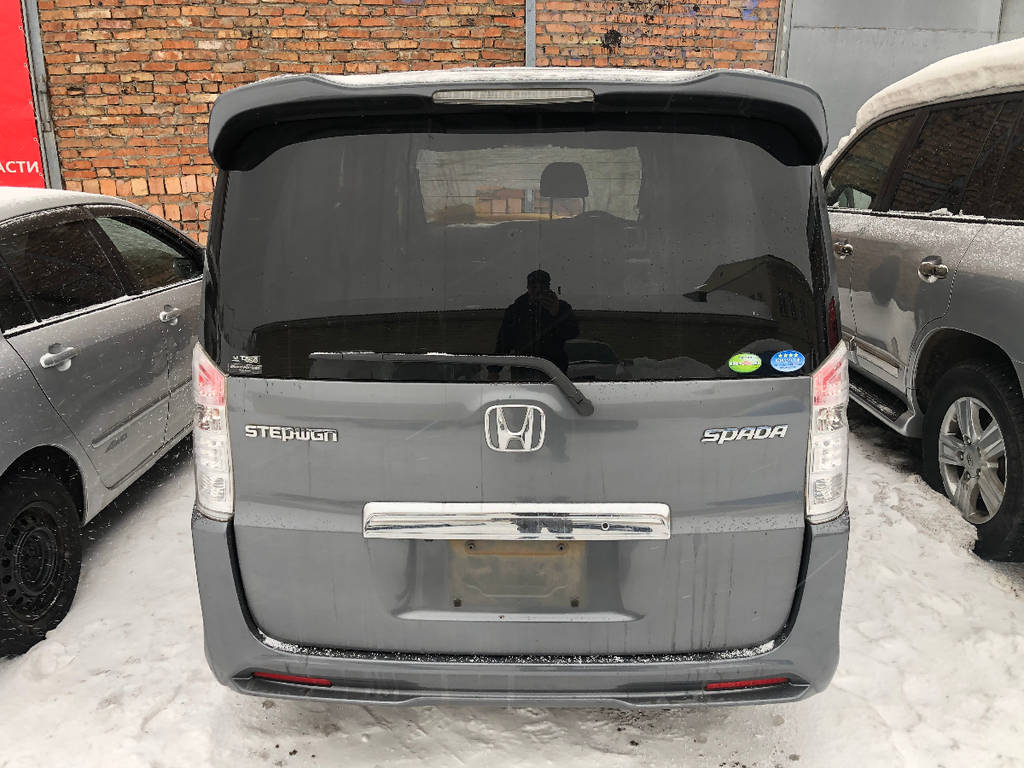 Дверь багажника Honda Stepwgn 2009-2014 RK5 R20A — Автозапчасти Красноярск