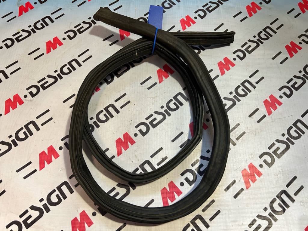 Уплотнитель капота BMW 64316935369