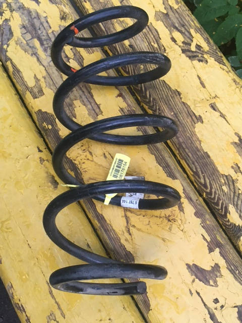 Пружина витая передняя BMW X3 F25 31336787144