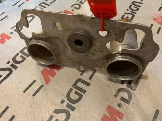 Экран катушки зажигания BMW E88 11127570780