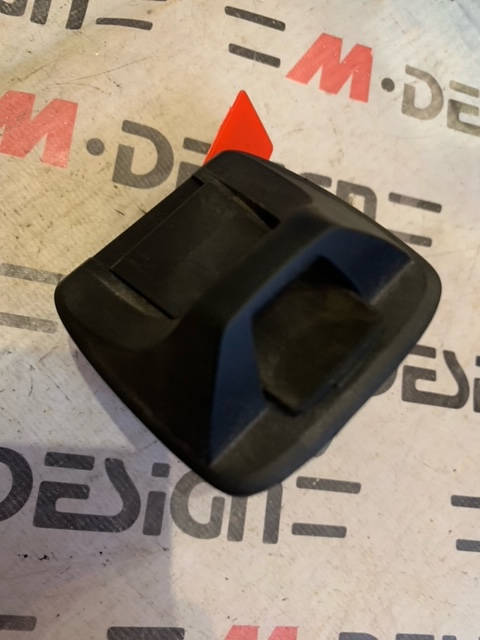 Держатель детского сиденья BMW E82 E90 72149119678