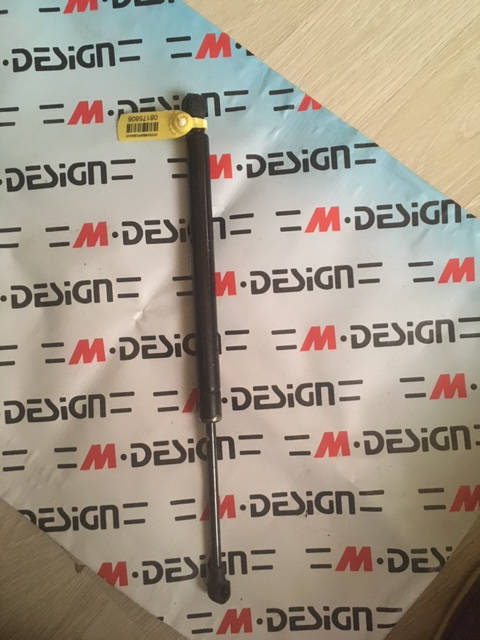 Газонаполненный амортизатор багажной двери BMW e90 51247250308