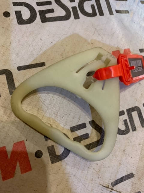 Рукоятка механизма аварийной разблокировки багажника BMW 51247056414