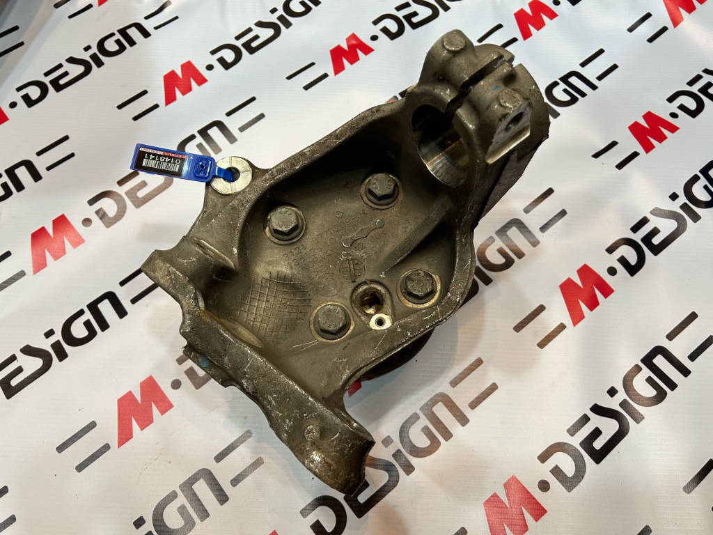 Опора поворотная передняя левая BMW 31216793923