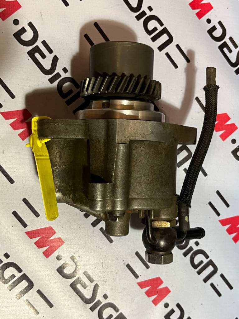 Насос вакуумный Toyota 2930067020