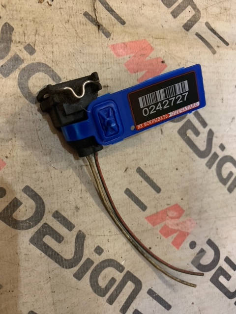 Фишка проводки BMW E90 12521427787