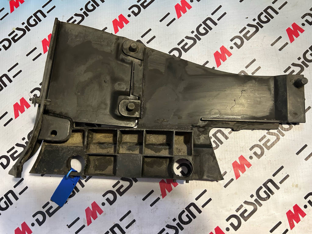 Брызговик задний правый BMW E87 E88 51717117638 51777141862