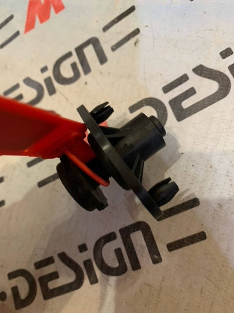 Упорный буфер багажника BMW E88 51247072496