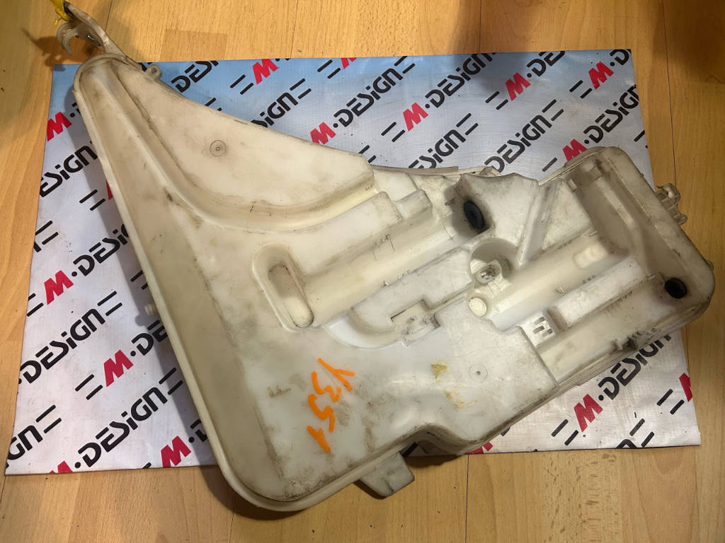 Бачок стеклоомывателя BMW F30 61667241672