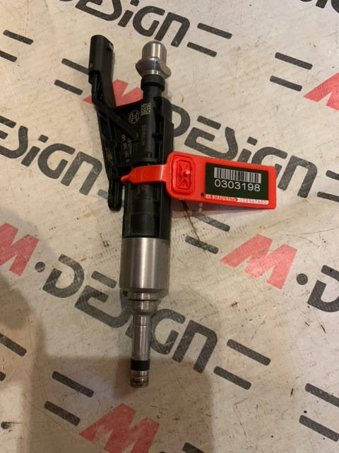 Топливная форсунка BMW F22 13538625396