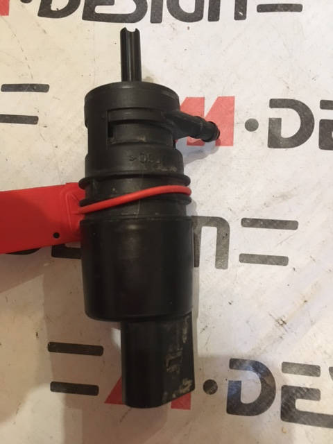 Насос стеклоомывателя BMW F25 67128362154