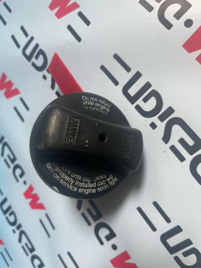 Запорный механизм топливного бака bmw 16117193372