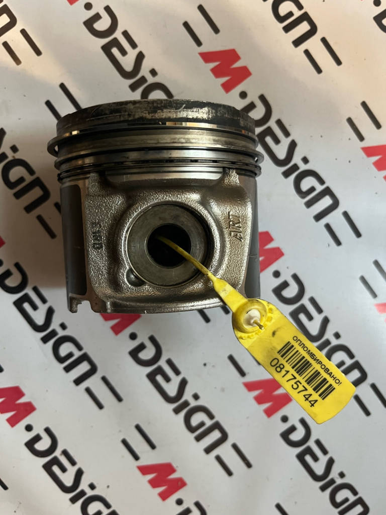 Поршень Toyota 131030L090
