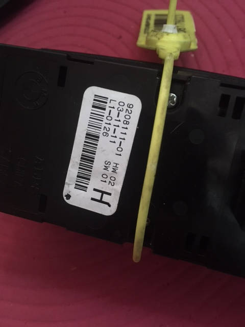 Кнопки стеклоподъемника стор.водит. BMW 1-Series F20 61319208111