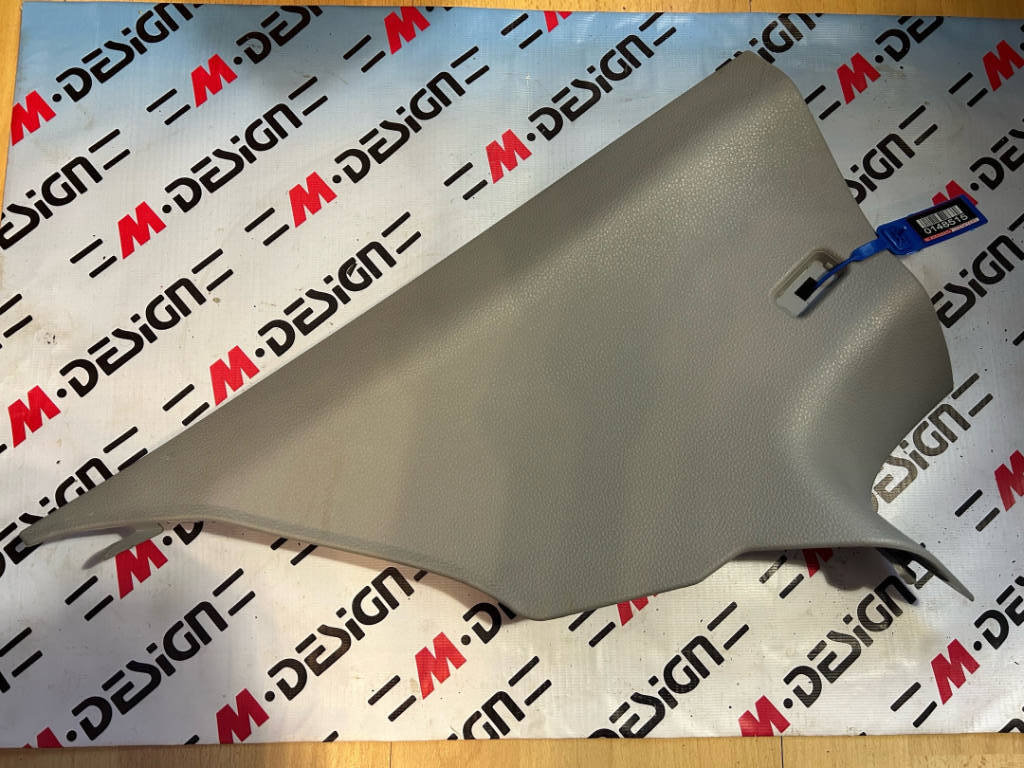 Накладка задней стойки Левая bmw E82 51432996347