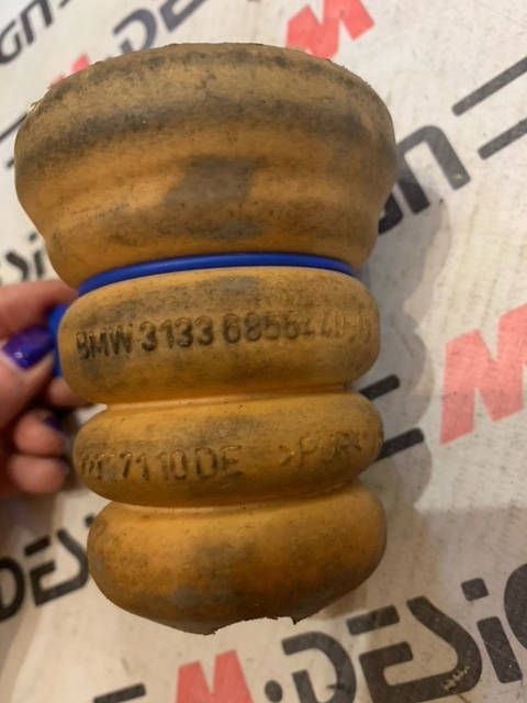 Отбойник амортизатора передний BMW F20 F30 31336855440