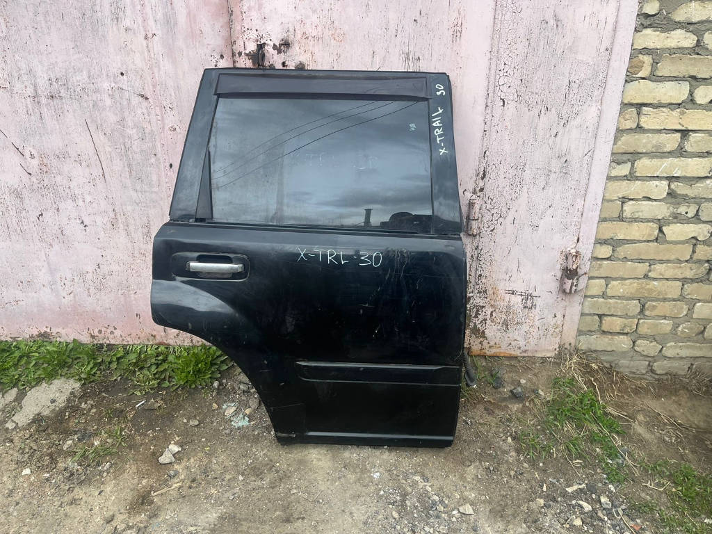 Дверь задняя правая Nissan Xtrail T30