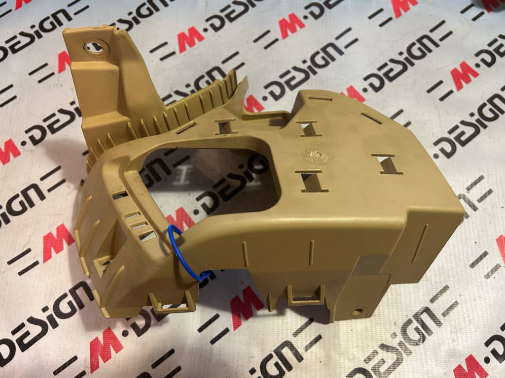 Кронштейн правый Bmw X3 F25