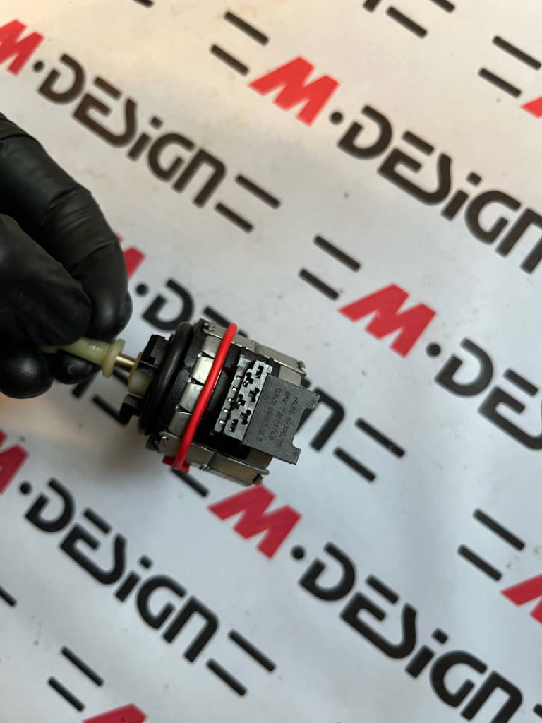 Регулятор угла наклона фар BMW 63117207574