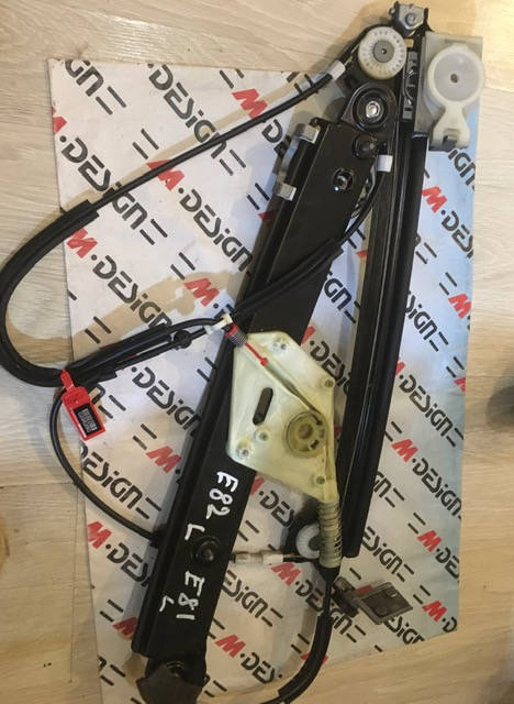 Стеклоподъемник без двигателя Левый Перед BMW E81 E82 E88 51337165595